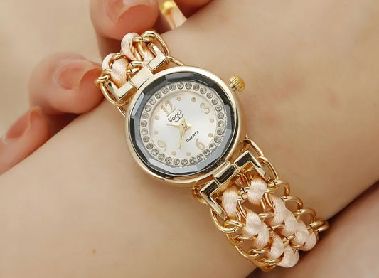 ✨ Elegante Damenuhr mit geflochtenem Armband